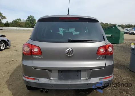 2011 Volkswagen Tiguan S from USA, damaged, VIN WVGBV7AX0BW516062